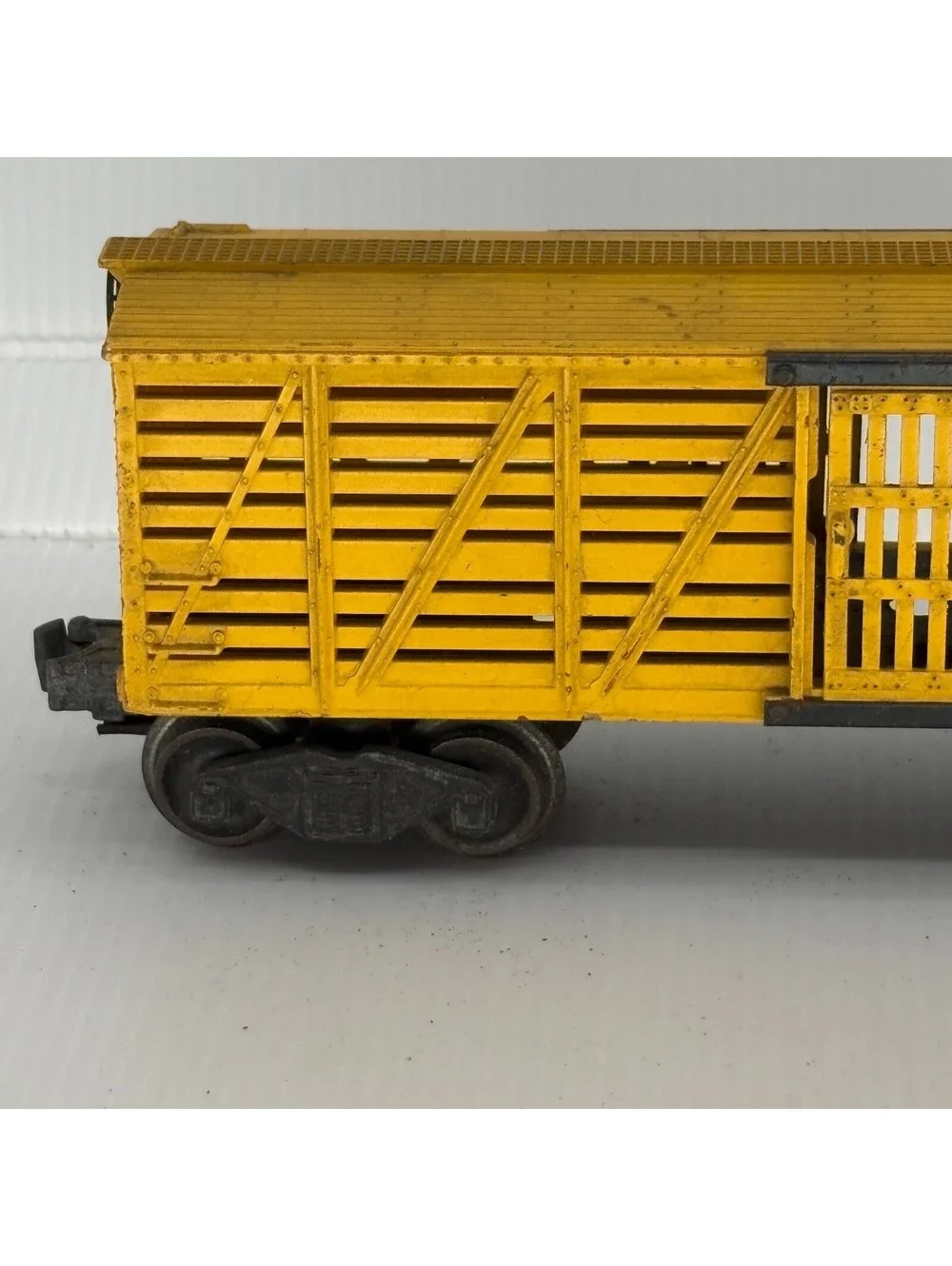 Vintage Lionel 6656 Yellow Lionel Lines O Gauge Stock Car Metal Made In USA